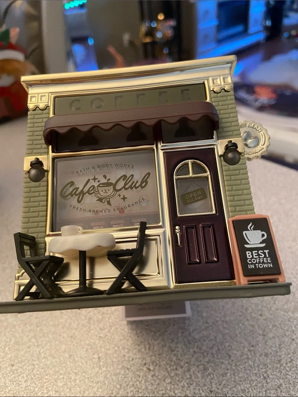 Bath & Body Works Cafe Club Coffee Shop Brown, Cream & Gold projector wa